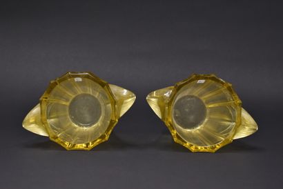 null VERLYS. Pair of yellow glass vases with conical body and full lateral handles...