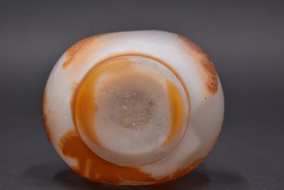null ETABLISSEMENTS GALLE (1904-1936). Spherical vase with tubular neck. Proof in...