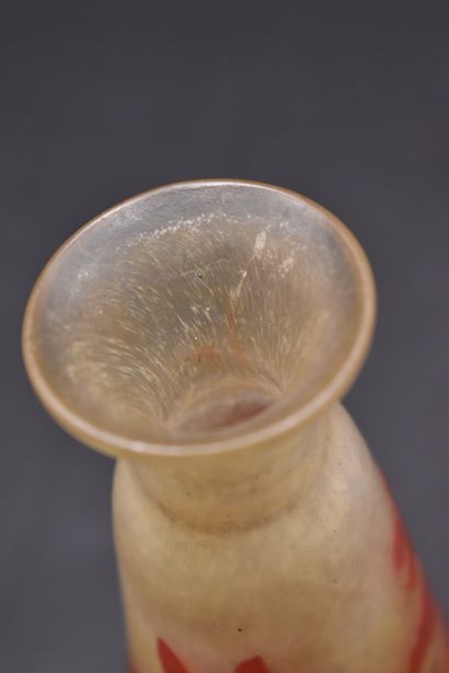 null ETABLISSEMENTS GALLE (1904-1936). An ovoid vase with a conical neck on a ring...