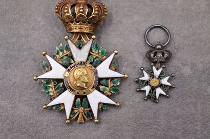 null ORDRE DE LA LEGION D'HONNEUR. Etoile d'officier d'époque Monarchie de Juillet,...