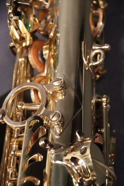 null SELMER, modèle super action 80 série II n° 563246. Saxophone alto en laiton...