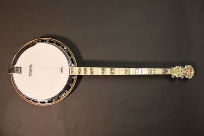 null BANJO GIBSON, Florentine. N° 8927-29. Plectrum. Circa 1928. Étiquette remplacée...