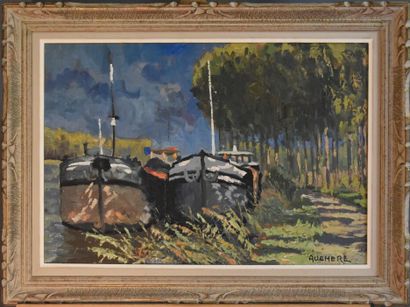 null Henri AUCHERE (1908-2000), Péniches, huile sur toile. Signé en bas à droite....
