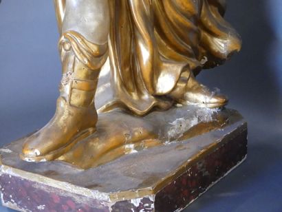 Paire d'anges Paire d'anges en bois mouluré, sculpté et doré. Italie fin XVIIème...