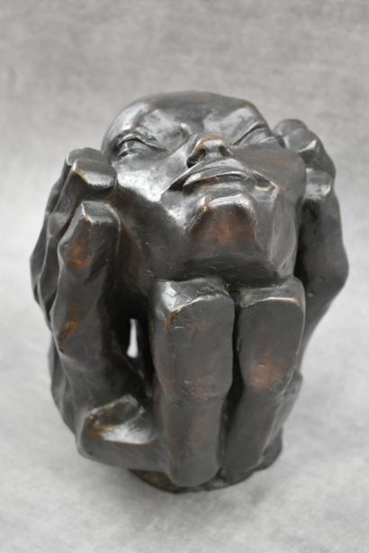 Etienne MARTIN (1913 -1995), Bronze. Etienne MARTIN (1913 -1995). Tête aux mains....