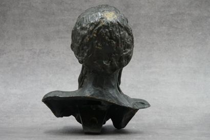Herbert WARD (1863-1919), Bronze. Herbert WARD (1863-1919). Buste africain de femme...