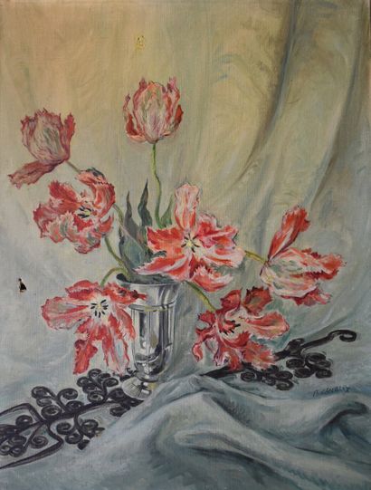 Réunion de deux tableaux. School of the XXth century.bouquet of flowers on fabric....