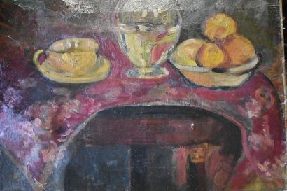 Ecole du XXe siècle. School of the 20th century. Still life, oil on canvas. No signature....