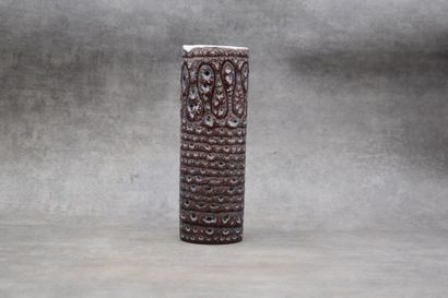 ACCOLAY. Vase en ceramique polychrome à décor...