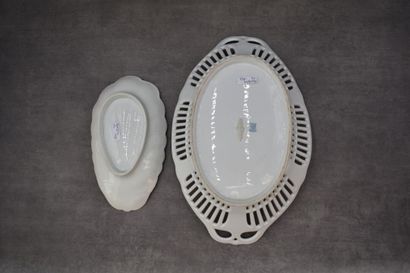 null Réunion de porcelaines comprenant une soupière (diamètre : 22 cm), marquée Limoges,...