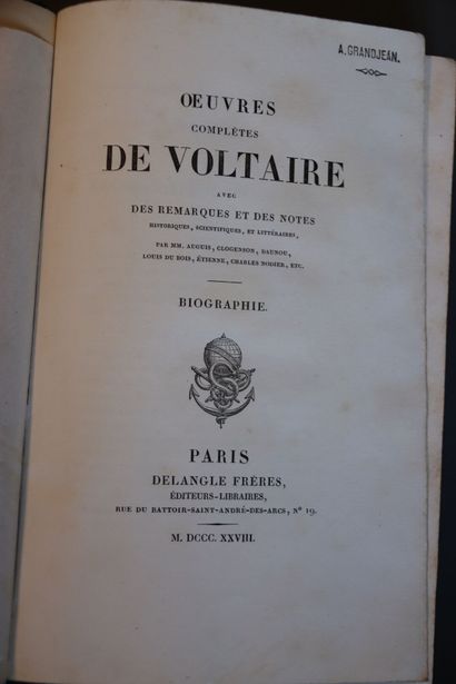 null VOLTAIRE (François-Marie AROUET)

Oeuvres complètes de Voltaire avec des remarques...