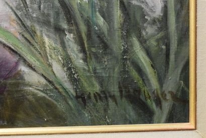 null Ecole du XXe siécle, Femme au papilon, huile sur toile. Signé en bas à droite...
