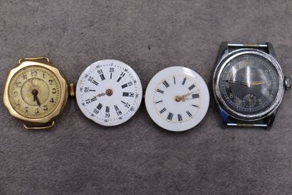 null Réunion de cinq montres sans bracelets et deux cadrans en métal doré et acier...