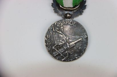 null Campagne du Maroc. 1910. Médaille Nationale commémorative ainsi accompagnée...