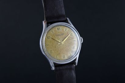 null International Watch & Co Schaffhausen
Steel bracelet watch. Round case. Back...