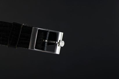 null OMEGA Speedmaster LCD réf. 186.0010
Montre bracelet en acier. Boitier rectangulaire...