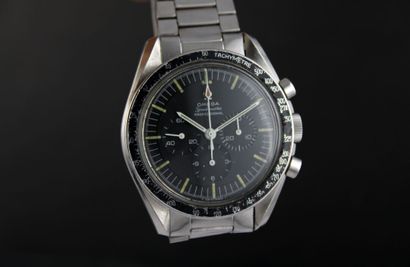 null OMEGA Speedmaster ref.105.012-66 circa 1966
Steel bracelet chronograph watch....