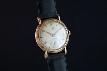 Tissot années 1950
Montre bracelet en or...