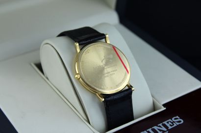 null LONGINES ref. L.4.473
Yellow gold bracelet watch. Round case. Pressure caseback....