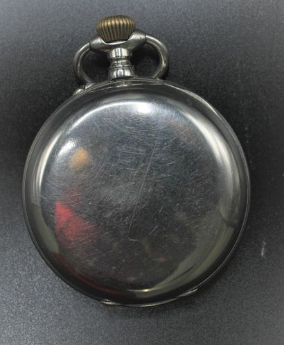null ANONYMOUS Regulator triple date moon phase.
Pocket watch with round case.
White...