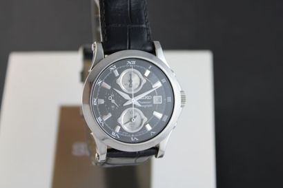 null SEIKO Premier ref.SNA 587
Chronograph watch with steel bracelet. Round case....