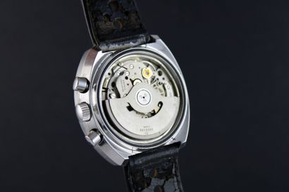 null LEMANIA réf.9801-72
Montre chronographe bracelet en acier. Boitier ovale. Fond...