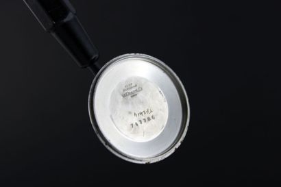 null JAEGER LECOULTRE Geophysic ref.E168
Steel bracelet watch. Round case. Screwed...