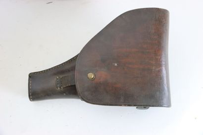 null French equipment: brown leather case for P.A. and two cans model 1877, one in...
