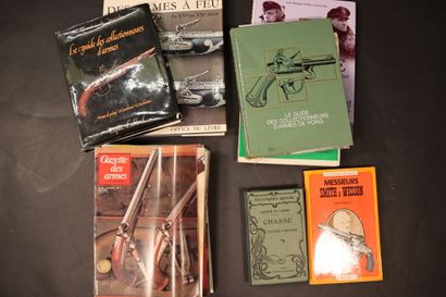Lot of documentation books on weapons as...