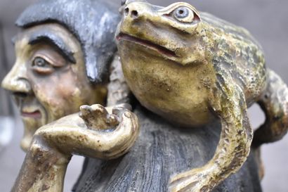 asie. Sujet en céramique représentant un homme portant une grenouille. Hauteur :...