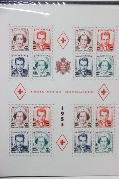 null STAMPS. Important collection of Monaco. From 1885 to 1984. In album Yvert et...
