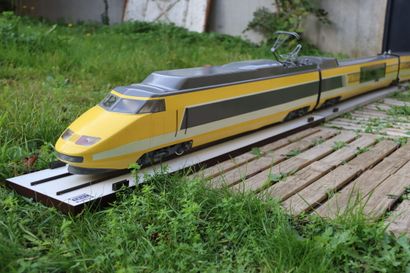 Maquette statique de la rame TGV 