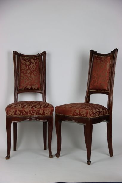 null MAJORELLE modèle Olga. Salon comprenant un canapé, deux fauteuils, deux chaises,...