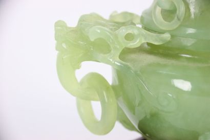 null CHINA. Nephrite incense burner with lateral decoration of dragons, found on...
