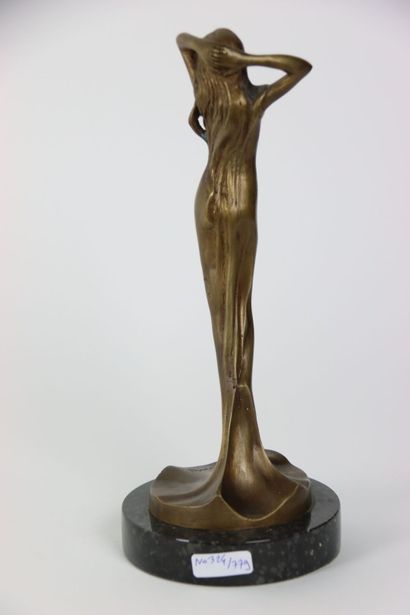 null Samuel MURRAY (1870-1941). Sculpture en bronze sur socle de marbre représentant...