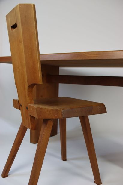 null Pierre CHAPO (1927-1987). Set consisting of a table in solid elm (dimensions:...