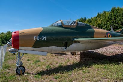 null REPUBLIC THUNDERSTREAK F84F 1952
 
Le lot est exposé au Chateau de Savigny les...