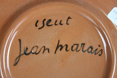 Jean MARAIS (1913-1998) Jean MARAIS (1913-1998), plat en faïence émaillée polychrome...