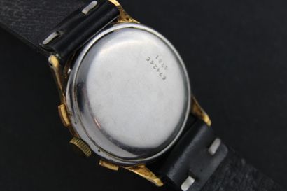 BREITLING / UTI réf.1781 Chronographe bracelet plaqué or. Boitier rond. Fond à pression.

Cadran...
