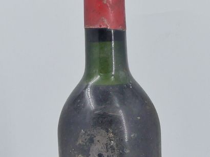 1 PAVIE 1955 1 bottle of SAINT EMILION, 1955, Château PAVIE. Label damaged and stained....