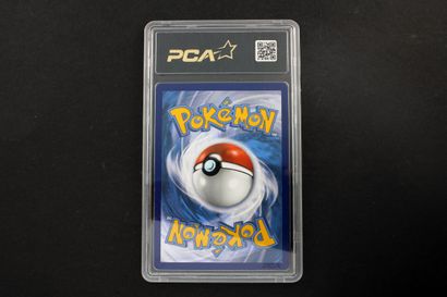 Carte Pokémon : NYMPHALI VMAX FA PCA : 9,5

Série Épée et Bouclier Évolution Cél...
