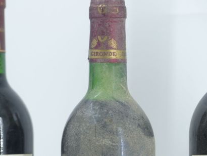 3 BORDEAUX 2 bottles of MARGAUX, 1981, Château TAYAC. Faded label

1 bottle of BORDEAUX,...