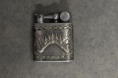 null Cigarette case in silver including a cigarette box with the decoration of the...