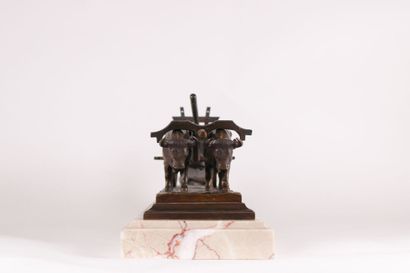 Le labour School of the XIXth century The ploughing, subject in articulated bronze...