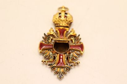 null Médaille en bronze doré et or jaune 14ct de l'Ordre impérial austro-hongrois...