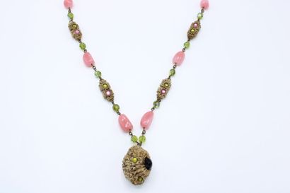 null Henry PERICHON (1910-1977)
Necklace in metal and talosel with green and pink...