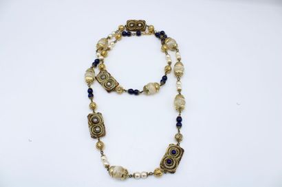 null Henry PERICHON (1910-1977)
Necklace in talosel and gilded metal decorated with...