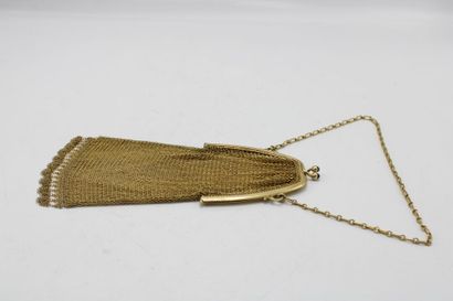 null Evening bag in vermeil (900/1000) the clasp decorated with two cabochons of...