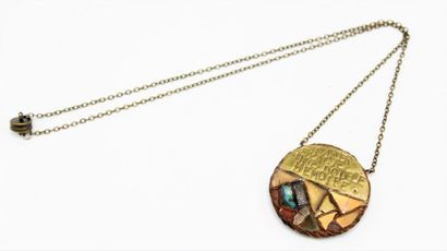 null Necklace in metal and talossel composed of a pendant decorated with a circular...