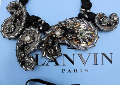 null LANVIN
Elie Top for Alber Elbaz
Fancy necklace made of a black ribbon holding...